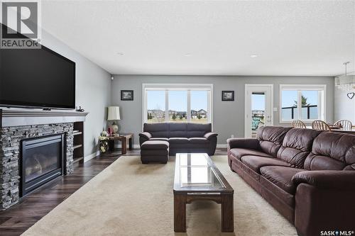 4009 Alton Crescent, Regina, SK - Indoor Photo Showing Living Room With Fireplace
