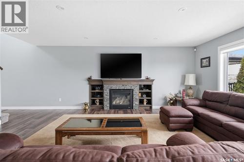 4009 Alton Crescent, Regina, SK - Indoor Photo Showing Living Room With Fireplace