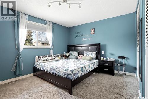 75 Rothwell Crescent, Regina, SK 