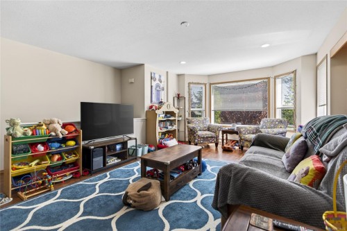 1270 Noel Ave, Comox, BC 