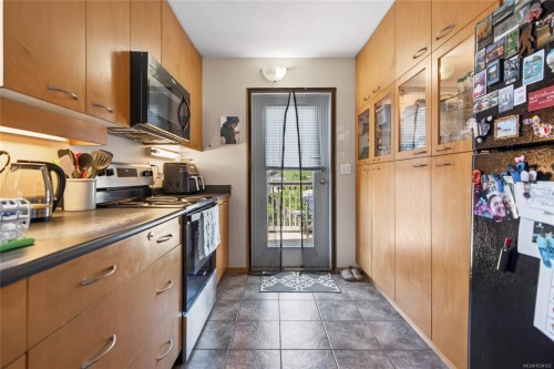 1270 Noel Ave, Comox, BC 