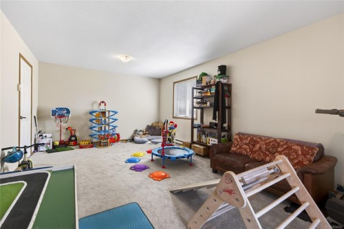 1270 Noel Ave, Comox, BC 