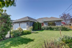 1132 Yellowbrick Rd Parksville, BC V9P 2K4