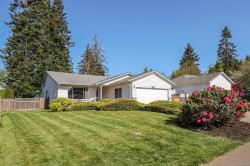 1832 Valley View Dr Courtenay, BC V9N 8S4