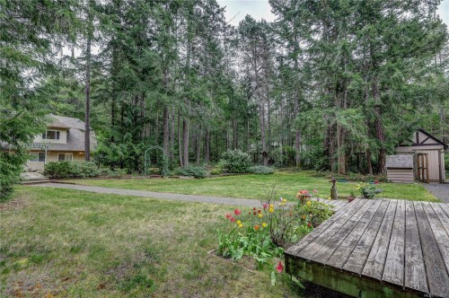 1377 Meadowood Way, Qualicum Beach, BC 