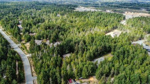 1377 Meadowood Way, Qualicum Beach, BC 