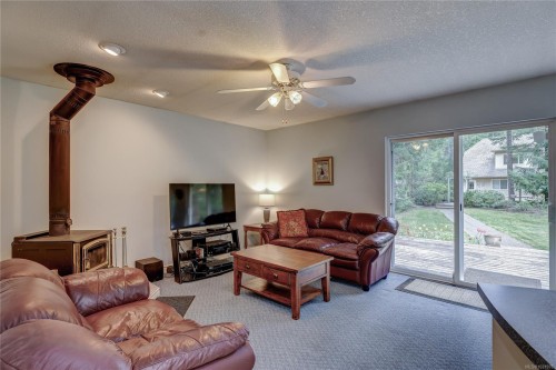 1377 Meadowood Way, Qualicum Beach, BC 