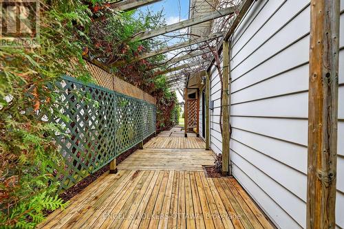 1795 Devlin Crescent, Ottawa, ON - Outdoor