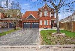BASEMENT - 38 MAPLE CROWN TERRACE Barrie, ON L4M 7H4