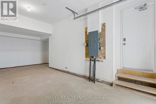 15 Varisty Drive, Brampton, ON - Indoor Photo Showing Other Room