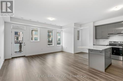 15 Varisty Drive, Brampton, ON - Indoor Photo Showing Kitchen