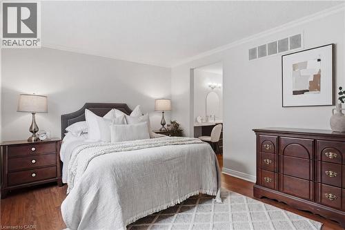 3102 Cantelon Crescent, Mississauga, ON - Indoor Photo Showing Bedroom