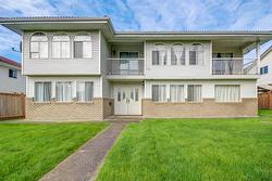 9011 KING GEORGE BOULEVARD Surrey, BC V3V 5V7