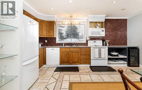 27 Wallace Close, Red Deer, AB 