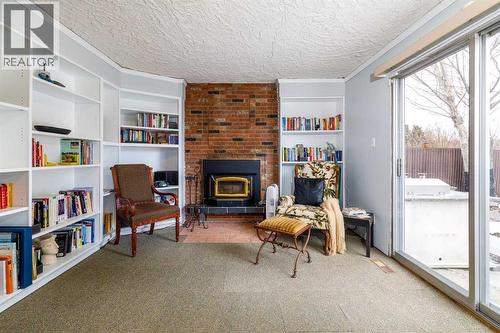 27 Wallace Close, Red Deer, AB 