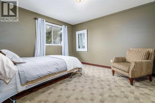 27 Wallace Close, Red Deer, AB 