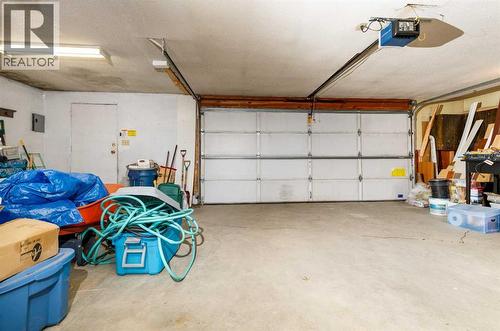 27 Wallace Close, Red Deer, AB 