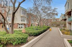 401D - 1 COLUMBUS AVENUE  Ottawa, ON K1K 4L1