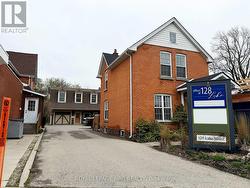 #1 - 128 LAKE STREET  St. Catharines (Downtown), ON L2R 5Y1