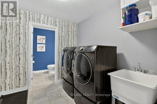 2 Ambrosia Path, St. Thomas, ON - Indoor Photo Showing Laundry Room