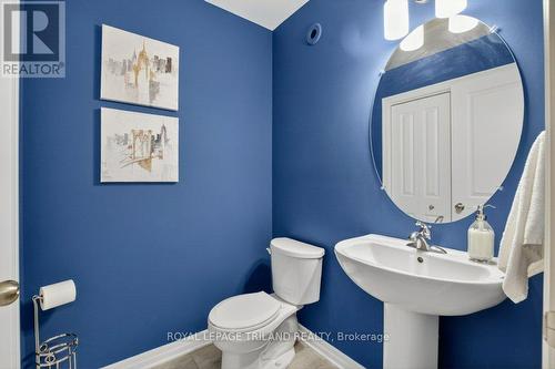 2 Ambrosia Path, St. Thomas, ON - Indoor Photo Showing Bathroom
