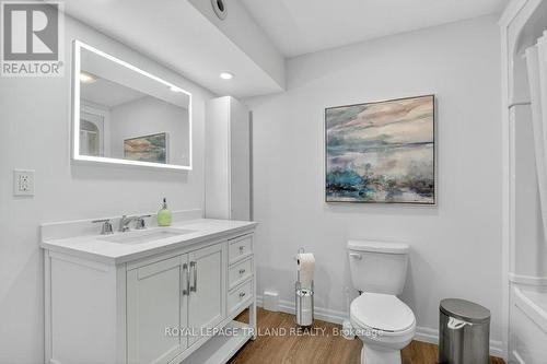 2 Ambrosia Path, St. Thomas, ON - Indoor Photo Showing Bathroom