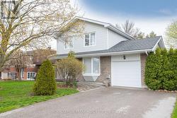 11 CARDIFF COURT  Whitby (Lynde Creek), ON L1N 5N8