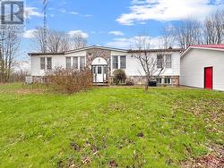 19656 LOYALIST PARKWAY Prince Edward County (Hillier Ward), ON K0K 1T0