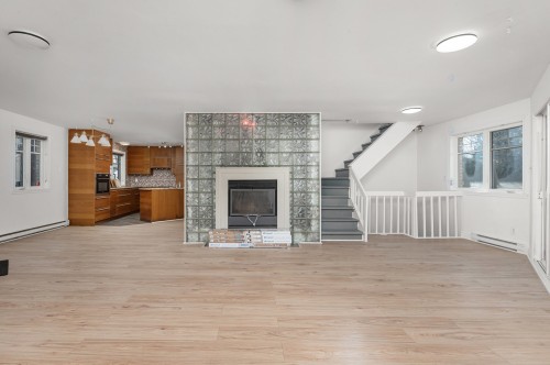 Living Room - 1011 Rue Lapointe, Terrebonne (Lachenaie), QC - Indoor With Fireplace