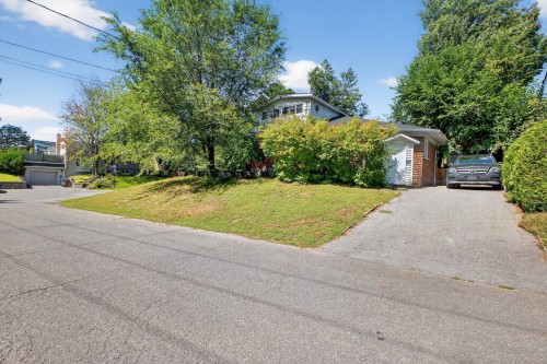 Front of Structure - 1011 Rue Lapointe, Terrebonne (Lachenaie), QC - Outdoor