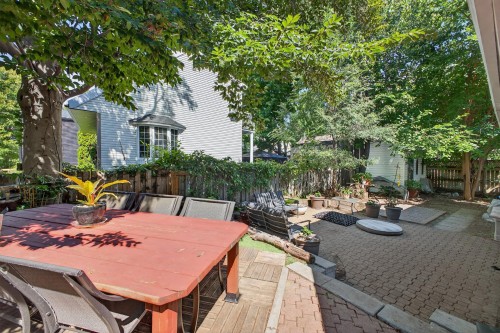 Courtyard - 1011 Rue Lapointe, Terrebonne (Lachenaie), QC - Outdoor With Deck Patio Veranda