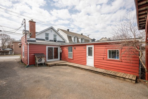 Back of Structure - 173 Rue Frontenac, Saint-Jean-Sur-Richelieu, QC - Outdoor