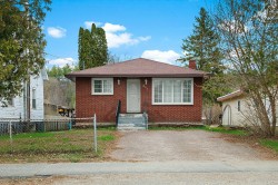 842 Rue Principale  Bryson, QC J0X 1H0