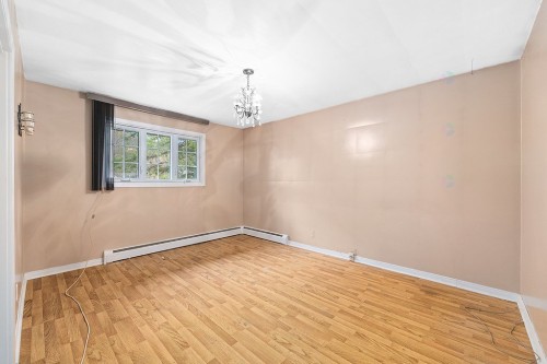Chambre à coucher - 842 Rue Principale, Bryson, QC - Indoor Photo Showing Other Room