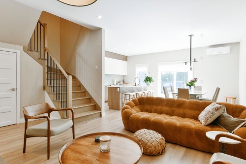 Overall view - A-523Z Rg De L'Achigan, L'Assomption, QC - Indoor Photo Showing Living Room
