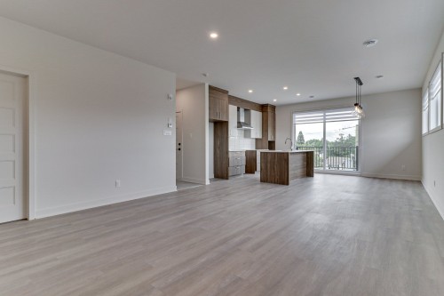 Overall view - 4-2050 Boul. De Blois, Laval (Duvernay), QC - Indoor