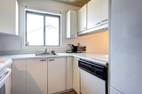 Cuisine - 302-64 Rue Pierre-Laporte, Saint-Eustache, QC - Indoor Photo Showing Kitchen