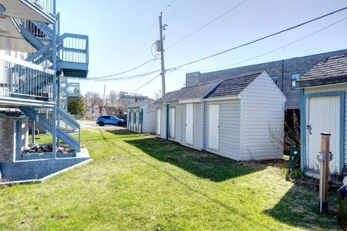 Remise - 302-64 Rue Pierre-Laporte, Saint-Eustache, QC - Outdoor