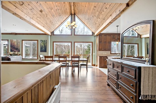 Salle à manger - 345  - 347 Ch. Grenier, Lac-Supérieur, QC 