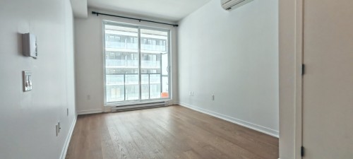 Salon - 405-1485 Rue Des Bassins, Montréal (Le Sud-Ouest), QC - Indoor Photo Showing Other Room