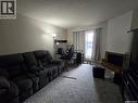 301 1822 Eaglesham Avenue, Weyburn, SK  - Indoor Photo Showing Living Room 