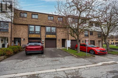 30 - 220 ORMOND DRIVE  Oshawa (Samac), ON L1G 6T5