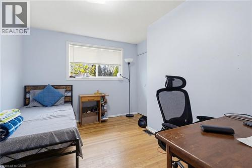 55 Yarmouth Court, Hamilton, ON - Indoor Photo Showing Bedroom