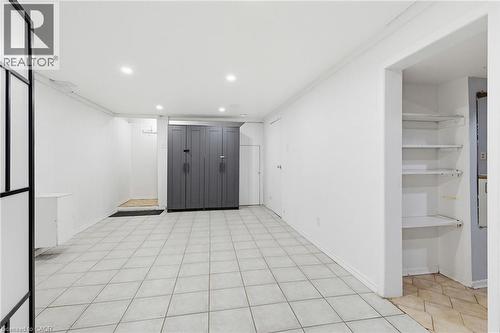 55 Yarmouth Court, Hamilton, ON - Indoor Photo Showing Other Room