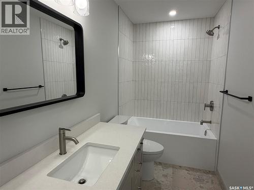 310 Traeger Manor, Saskatoon, SK - Indoor Photo Showing Bathroom
