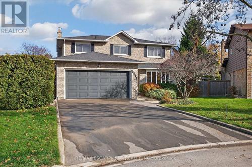 2347 TWEEDSMUIR COURT  Burlington, ON L7P 4K9