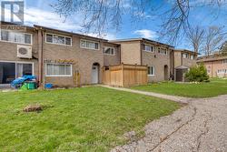 62 - 79 DRIFTWOOD AVENUE Toronto, ON M3N 2M7