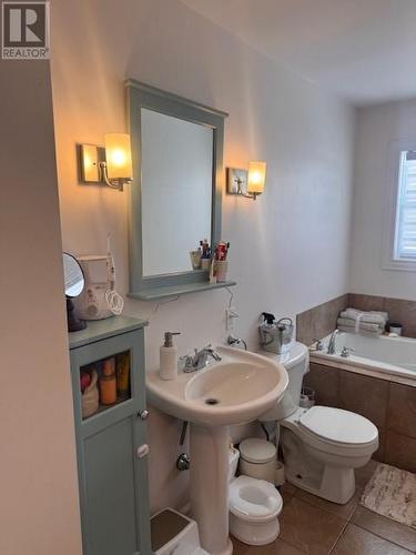 2 Heath Crescent, Gander, NL 