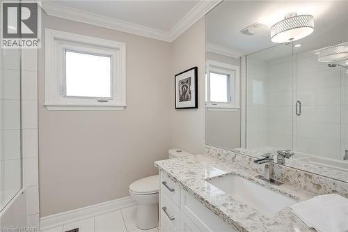 2475 Cavendish Drive, Burlington, ON - Indoor Photo Showing Bathroom