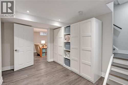 2475 Cavendish Drive, Burlington, ON - Indoor Photo Showing Other Room